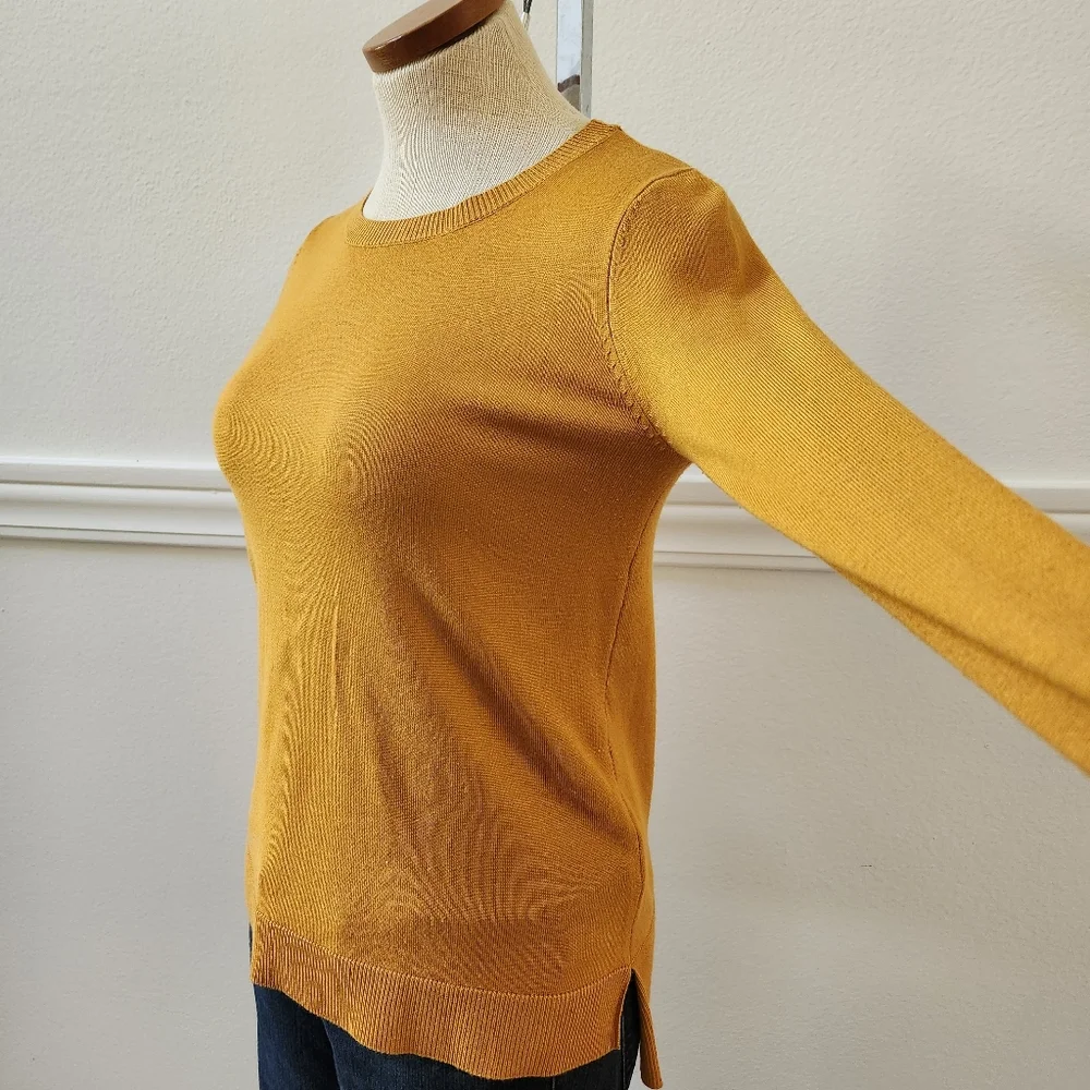 Philosophy Crew Neck Sweater W/rivet Button - Picture 7 of 13